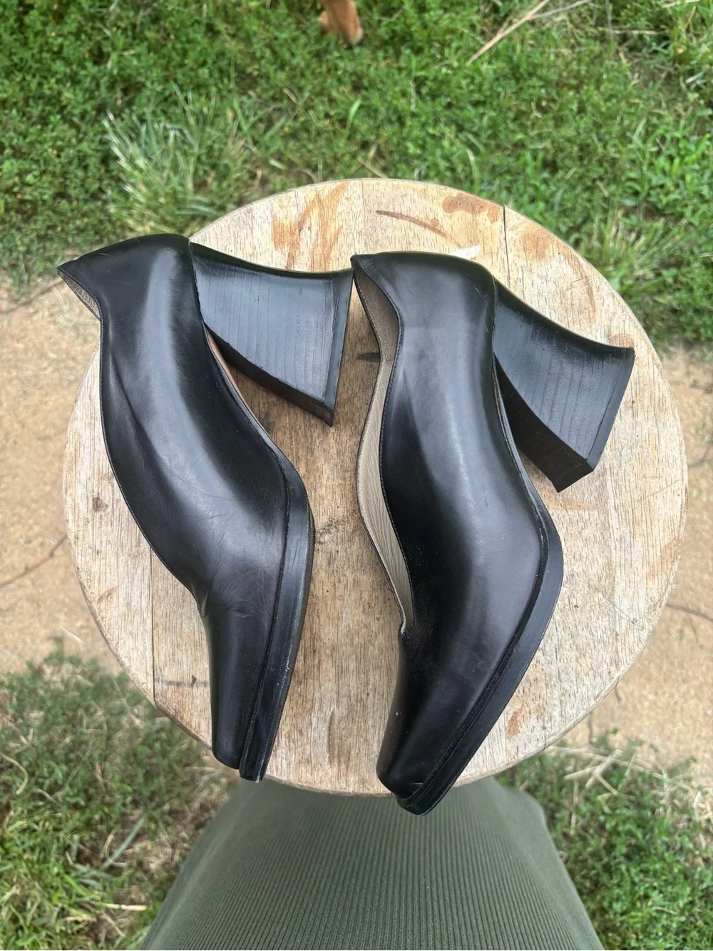 Vintage 90s Italian Black Leather Square Toe Block Heels V-Vamp 38 7.5 8